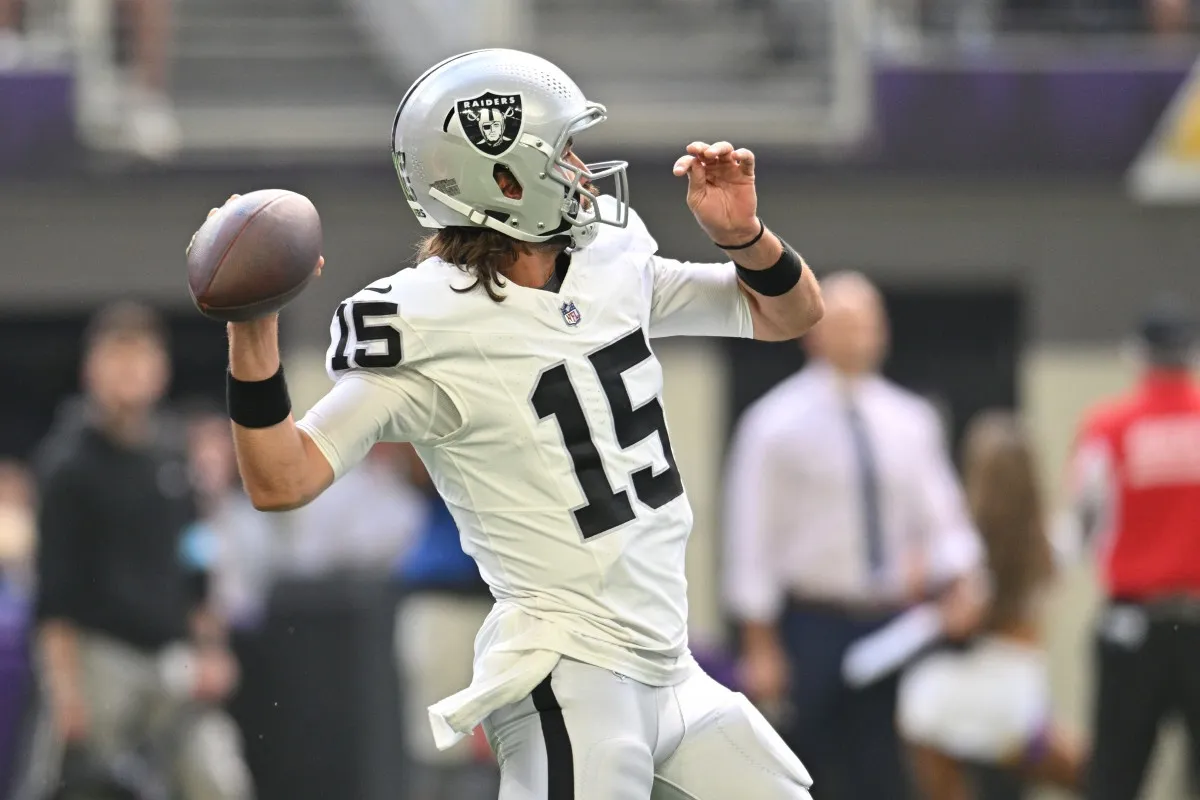 Raiders Predicted to Bench O'Connell, $118 Million QB Remains Available