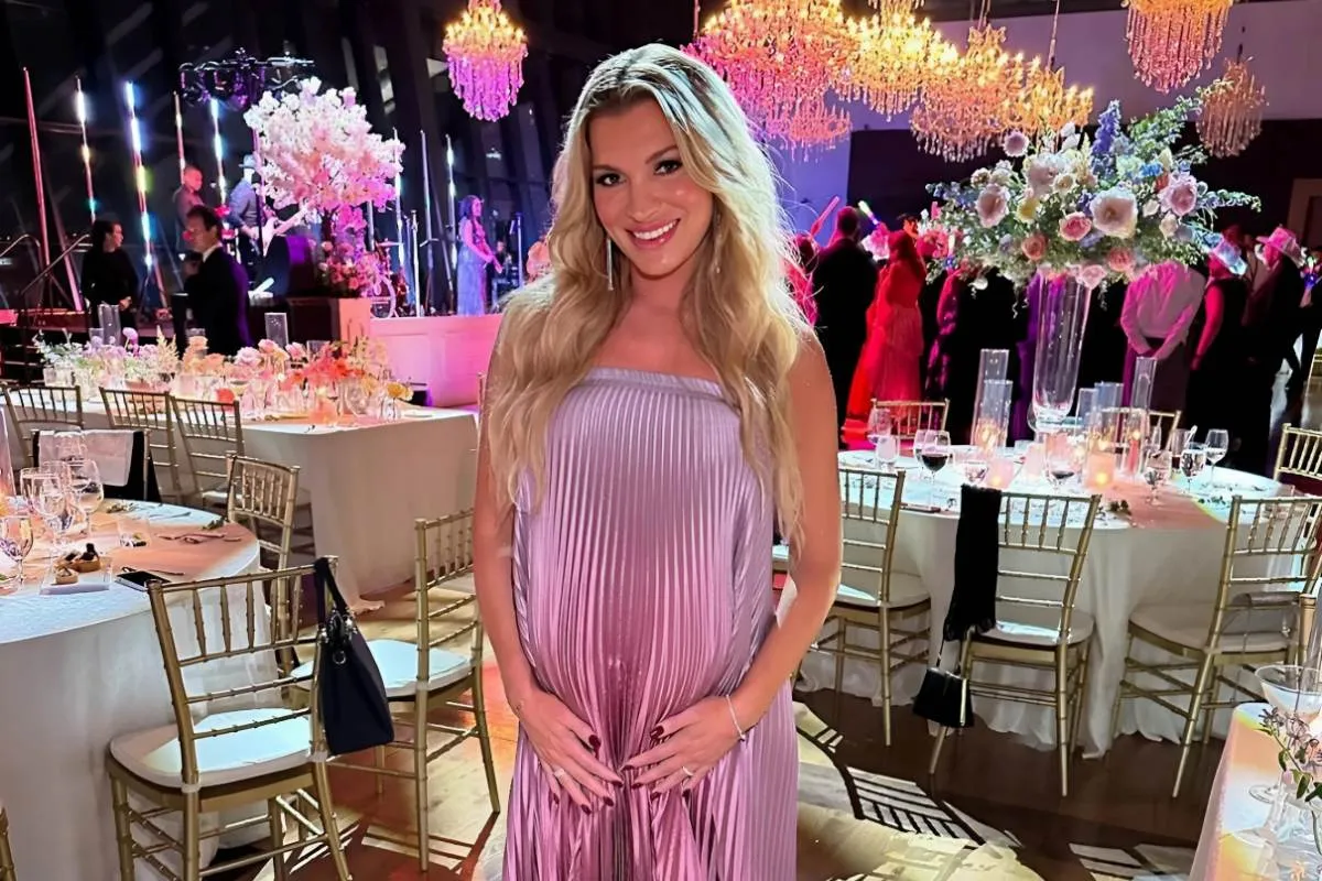 Lindsay Hubbard Hints She Might Quit Summer House After Baby, Gushes Over How Turner Kufe is "Very Involved," and Teases Next Chapter, Plus Looks Back on "Tumultuous Journey" After Carl Radke Split tram