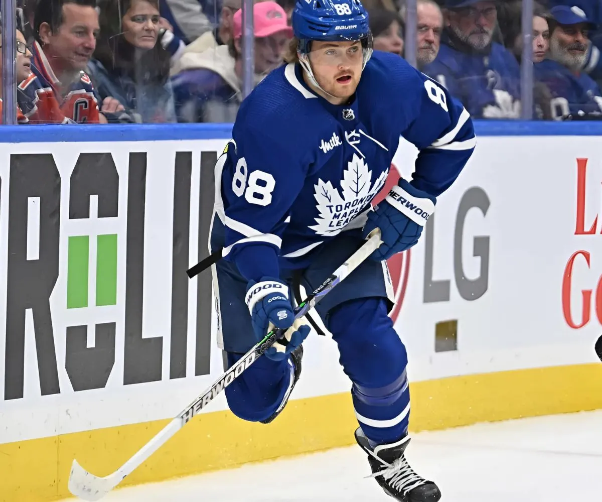 Knee Jerk Reaction: Maple Leafs’ top six forwards break out during home opener victory