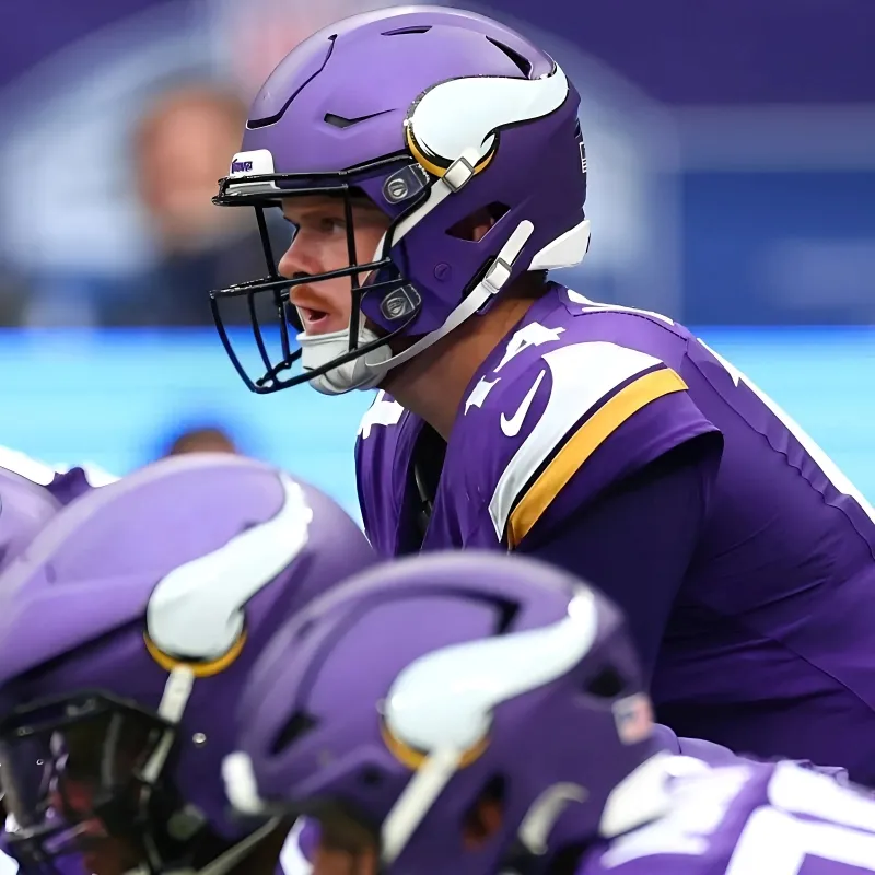 NFL Insider Urges Minnesota Vikings to Trade for a New Starting QB