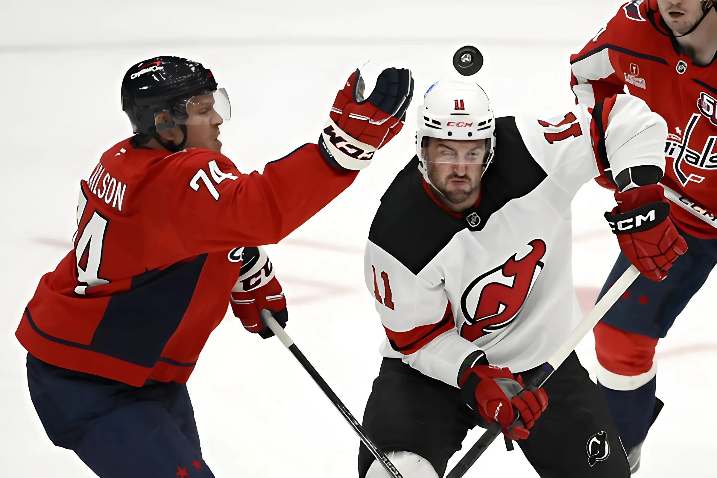 Cotter scores 2 more in Devils win against Capitals trucc