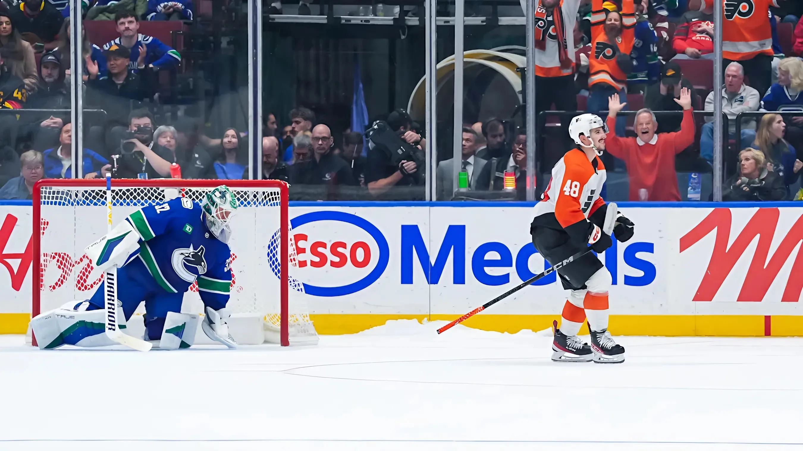 Morgan Frost delivers shootout winner as Flyers win another season opener