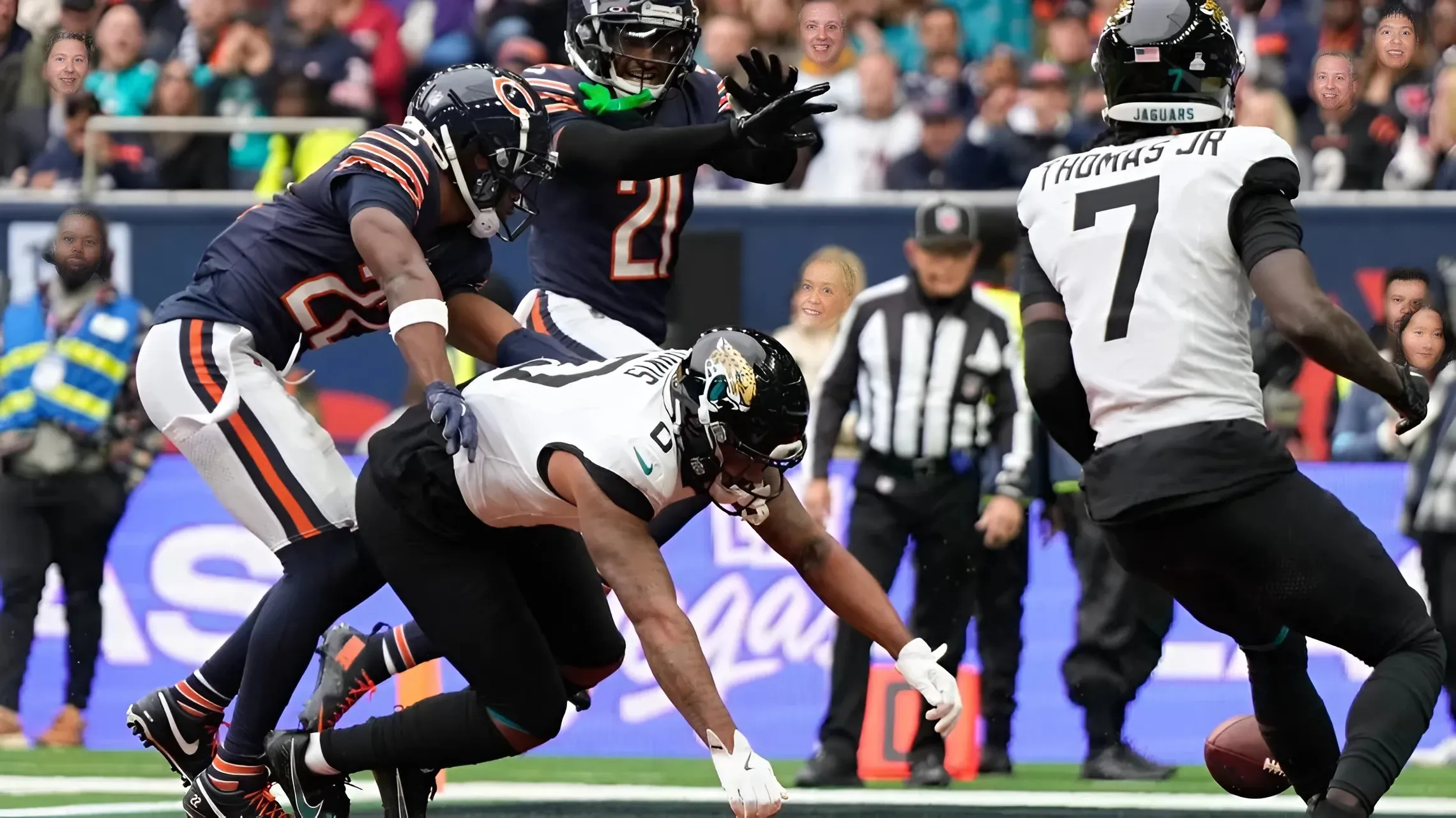 Jaguars' offense get in their own way against the Bears, lose 35-16