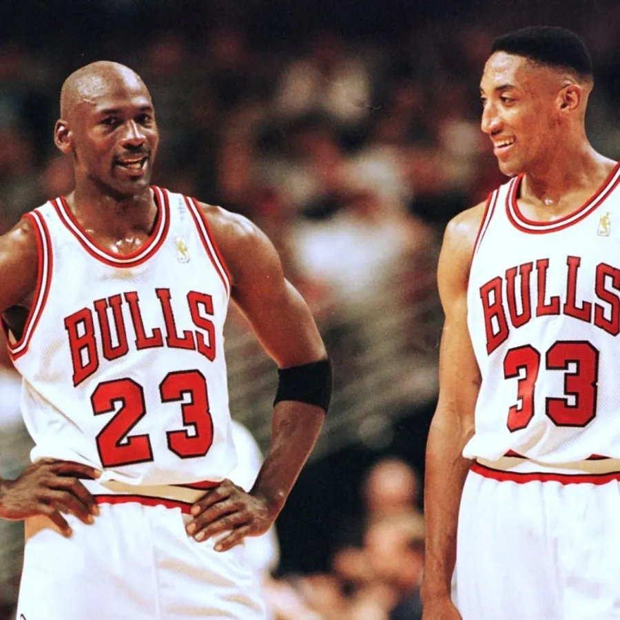 Scottie Pippen ‘Cringed’ Every Time He Saw Michael Jordan Yell And Curse At Bulls Teammates: ‘We Won In Spite Of His Getting On Guys’