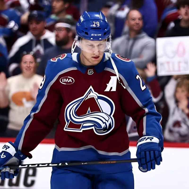 Colorado's Nathan MacKinnon receives game misconduct after breakdown on the bench during home opener