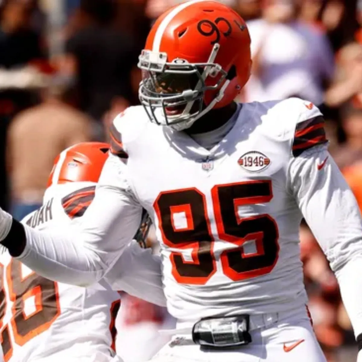 Browns Star Myles Garrett Drops Message for Nick Chubb After Loss to Eagles