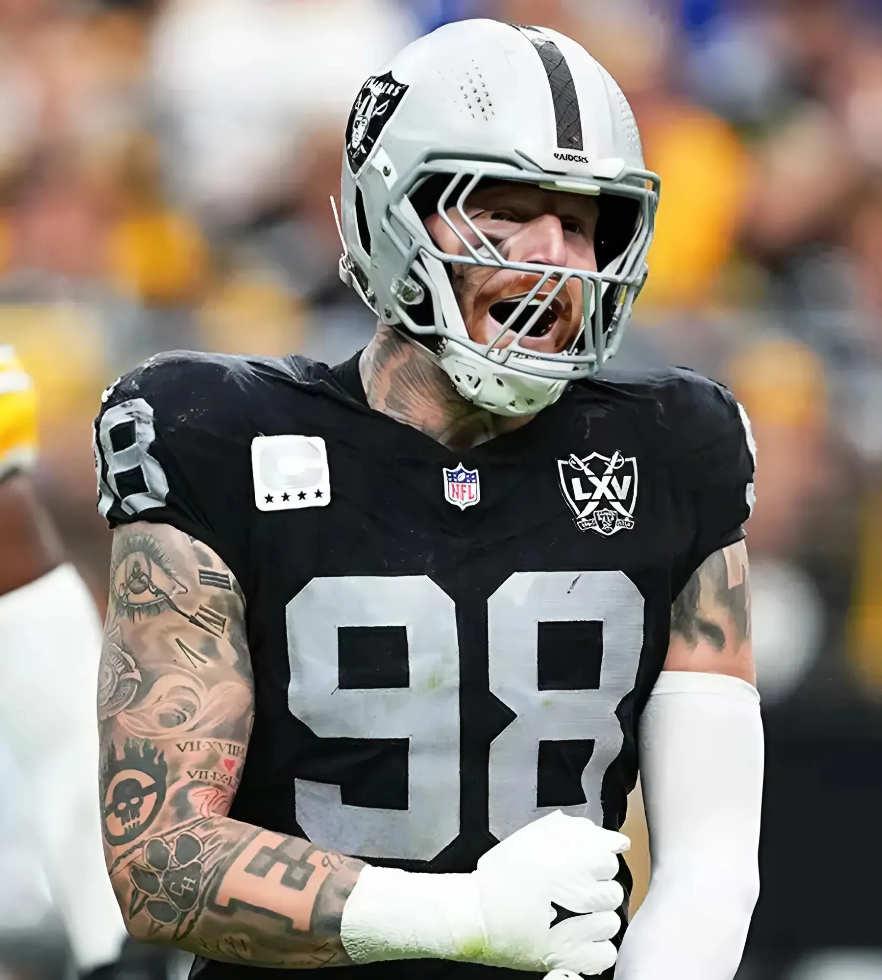 Maxx Crosby Has Strong Response to Video of Him Shoving Raiders Coach