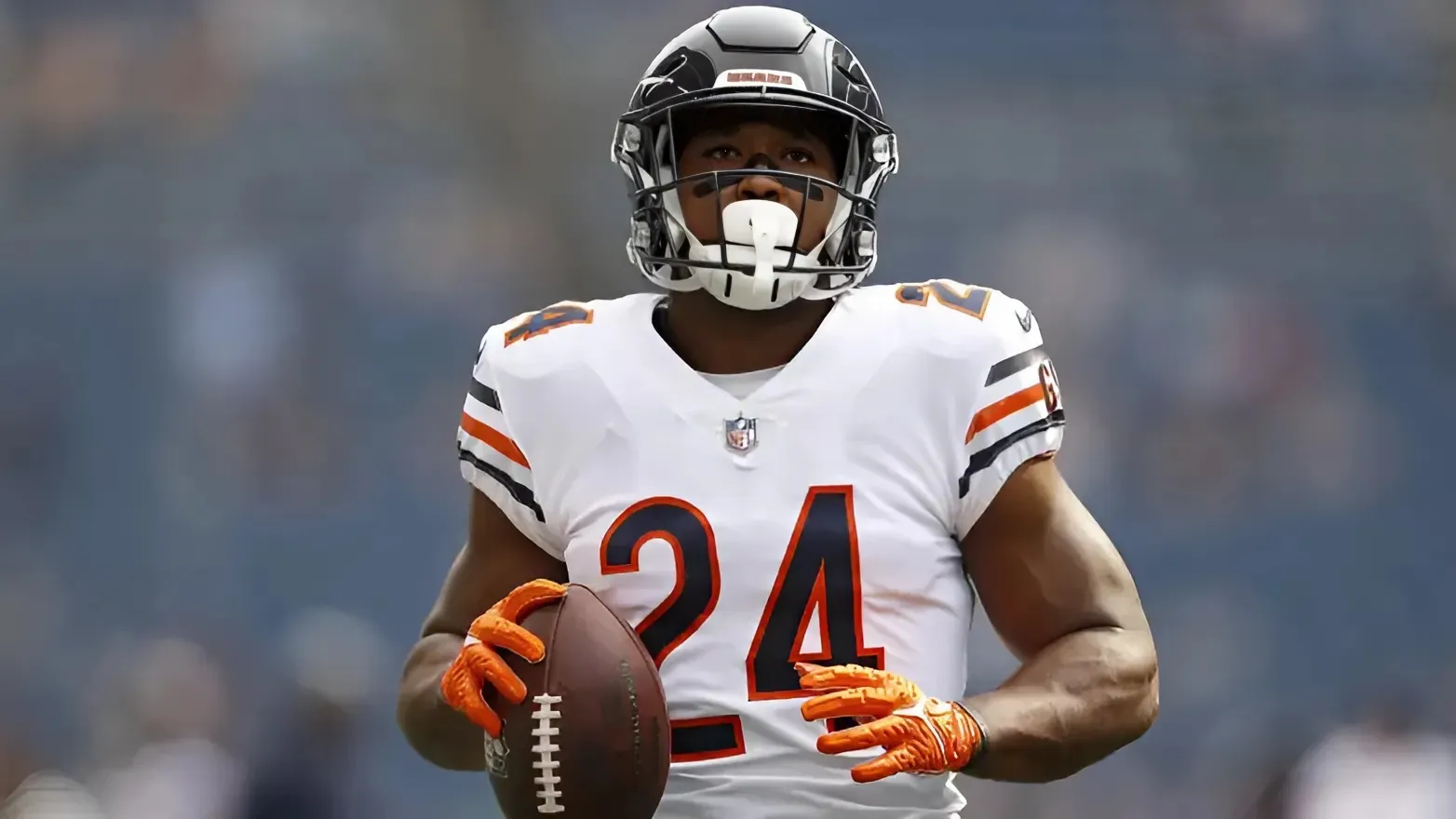 Bears Trade Pitch Flips Fan-Favorite Playmaker to Raiders