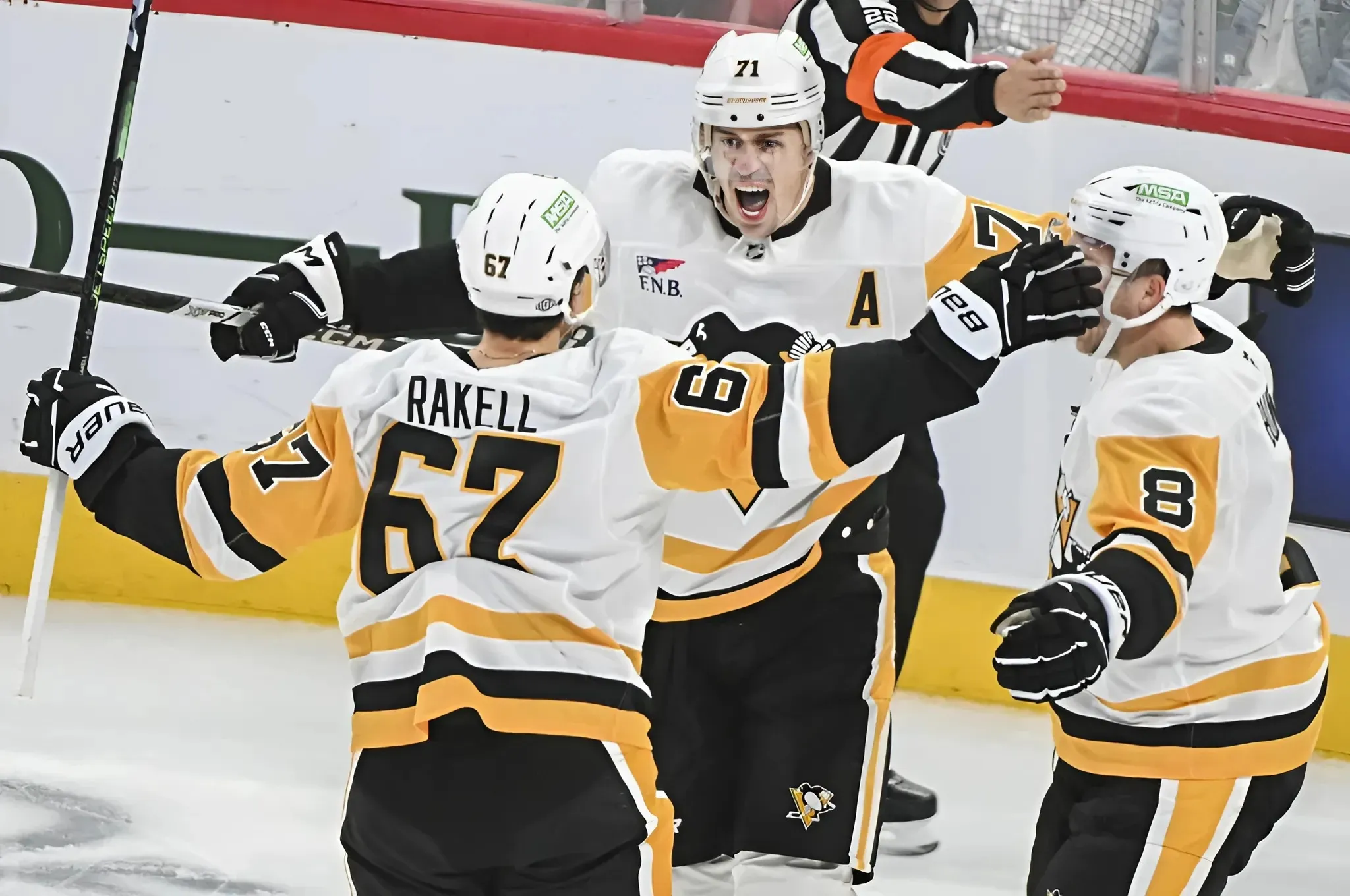 Eller and Malkin contributed leads the Pittsburgh Penguins to a 6-3 victory over the Montreal Canadiens