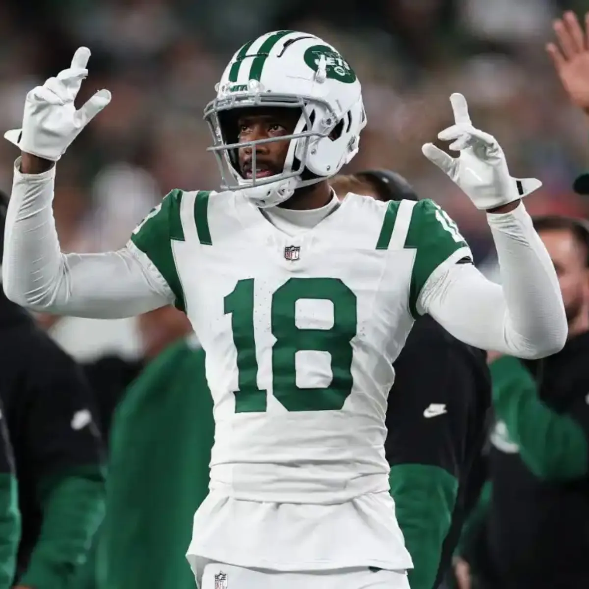 Chiefs Could Pluck Ostracized WR From Jets After Recent Blockbuster Trade