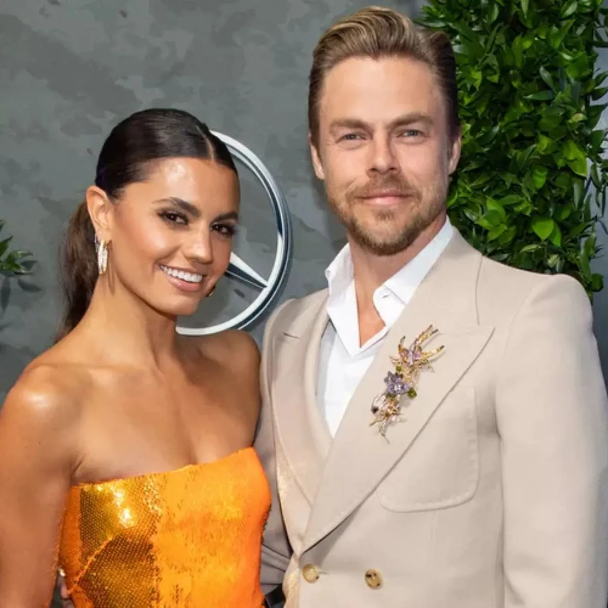 Derek Hough Praises 'Incredible' Wife Hayley Erbert for Making Dancing with the Stars Return After Emergency Surgery: 'A Miracle'