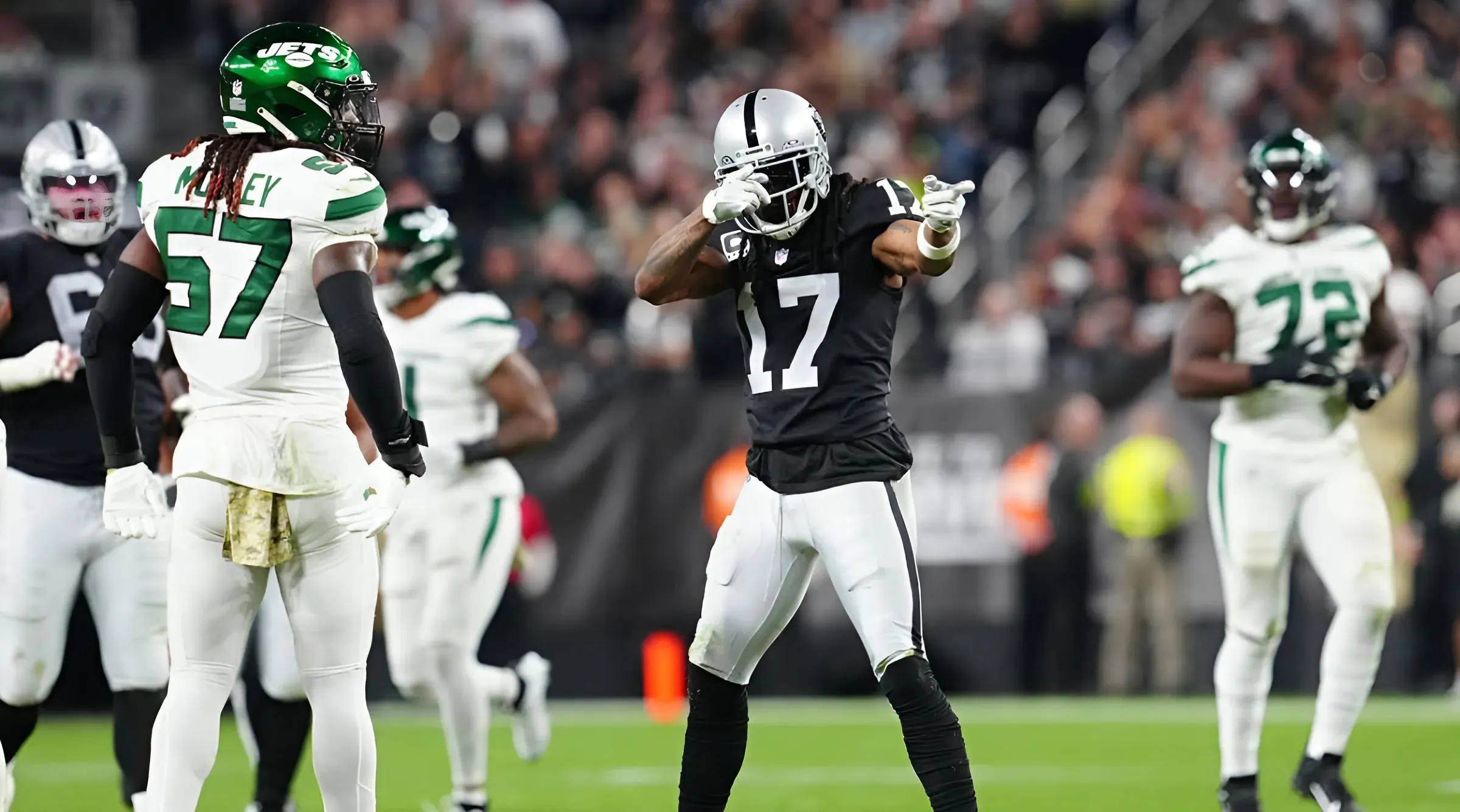 Raiders trade All-Pro WR Davante Adams to Jets; Adams reportedly restructures contract with New York