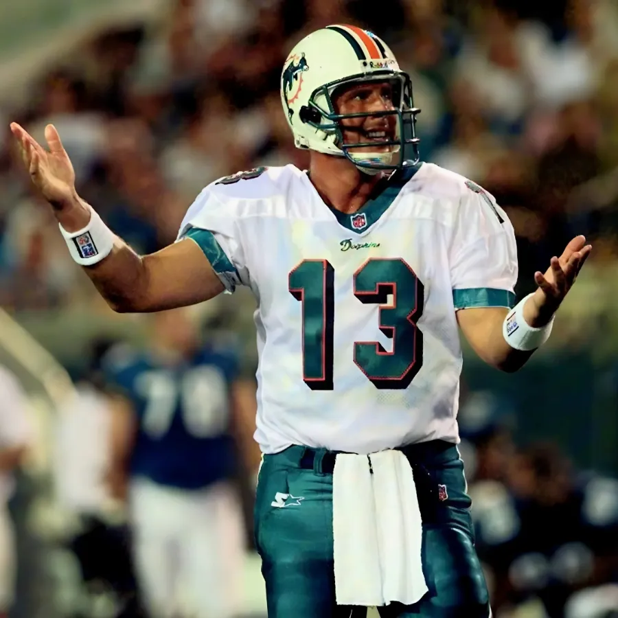 The 10 Best Miami Dolphins QBs of All Time, Ranked