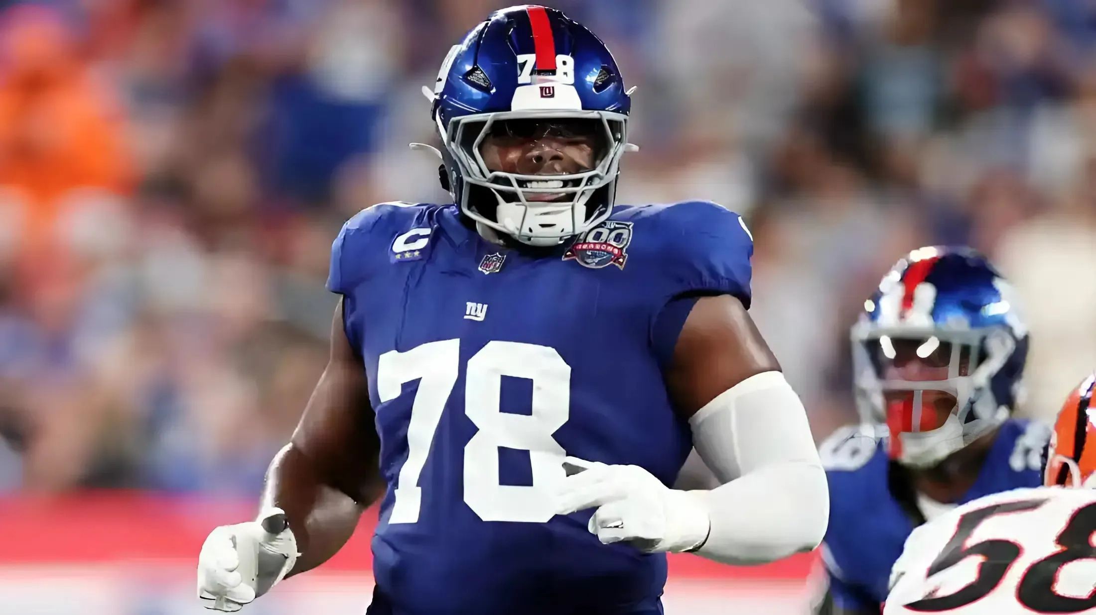 Giants Urged to Make Offensive Line Switch After Andrew Thomas Injury, with Eluemunor Move Proposed as Watts Joins Defense