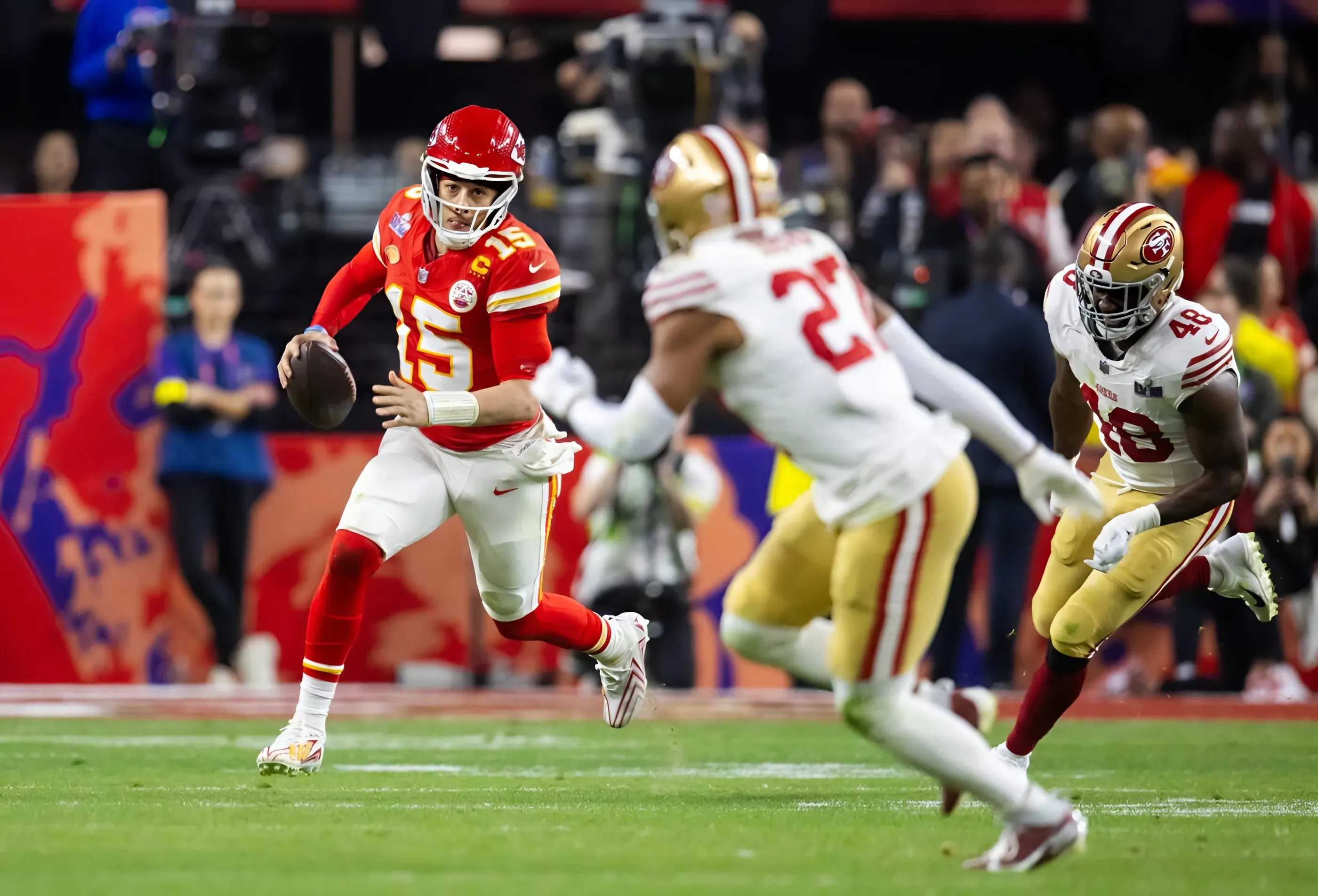 Chiefs Put Their Undefeated Streak On The Line Against The Booming 49ers Offense