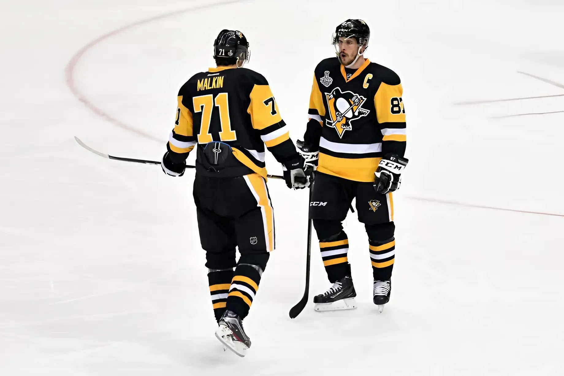 Penguins' Crosby and Malkin Keep Making NHL History