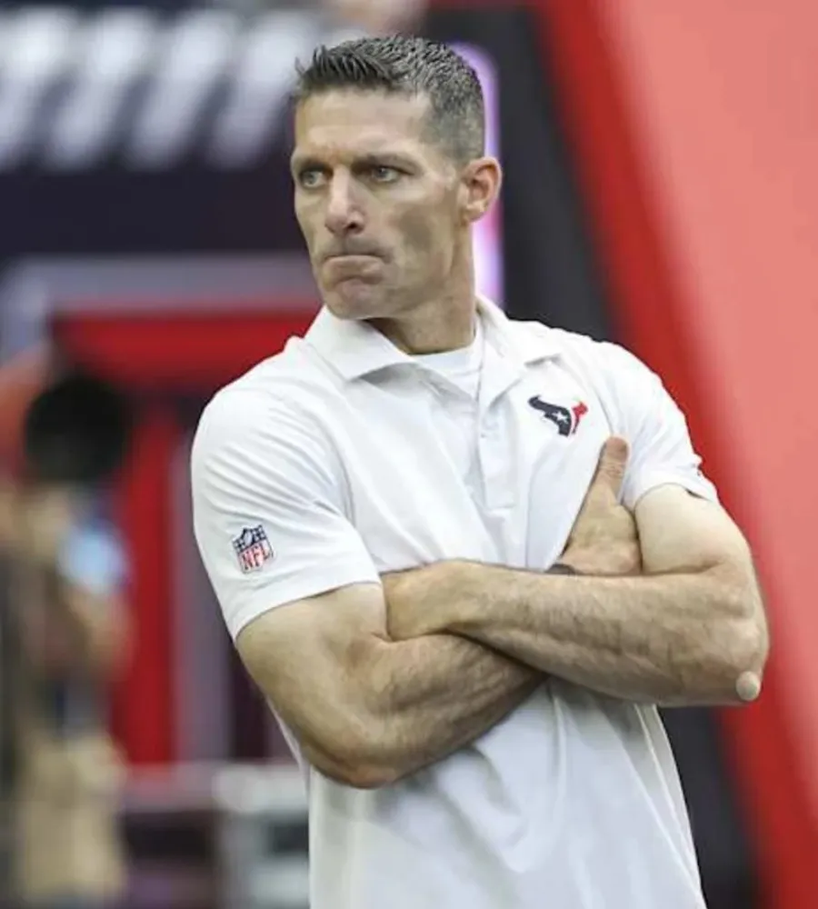 Texans GM Nick Caserio doesn't seem pleased with NFL after Mario Edwards suspension