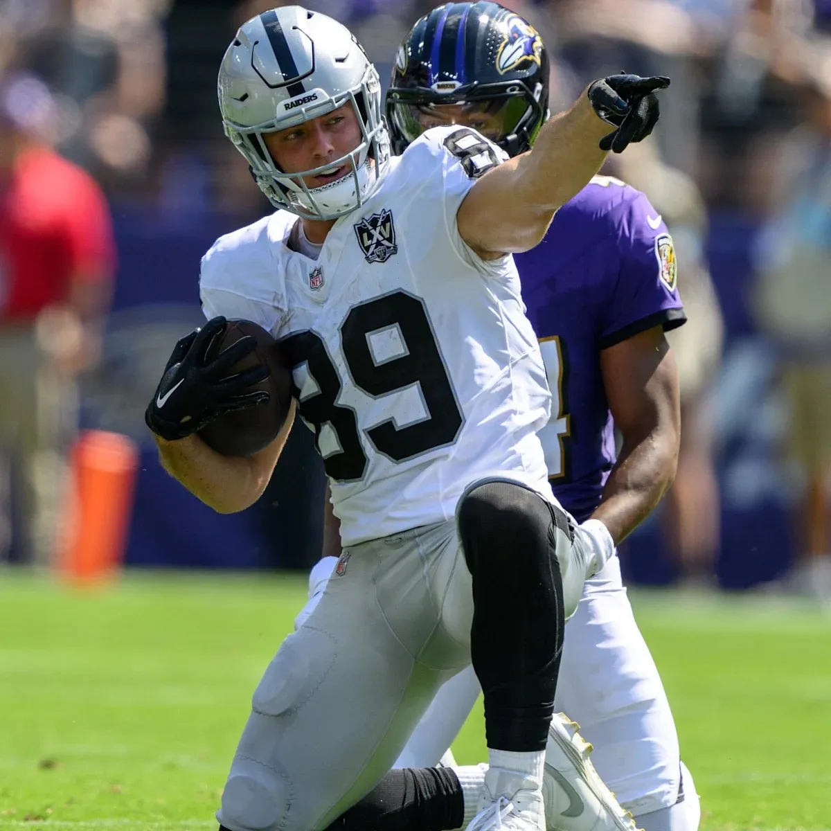 Raiders Would be Wise to Center Passing Attack Around TE Brock Bowers