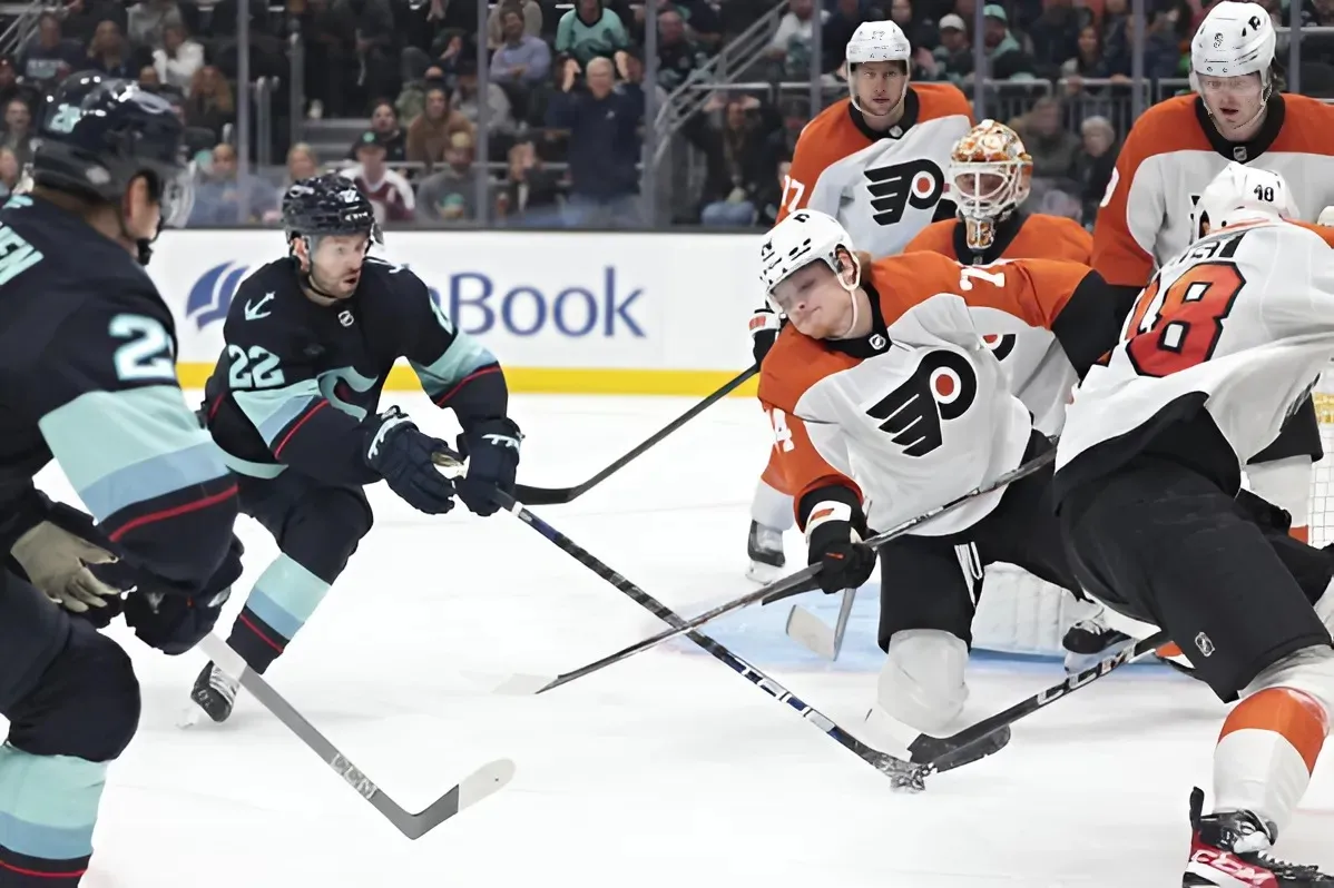 Kraken score 4 goals in 2nd period, hold off late Flyers rally in 6-4 win