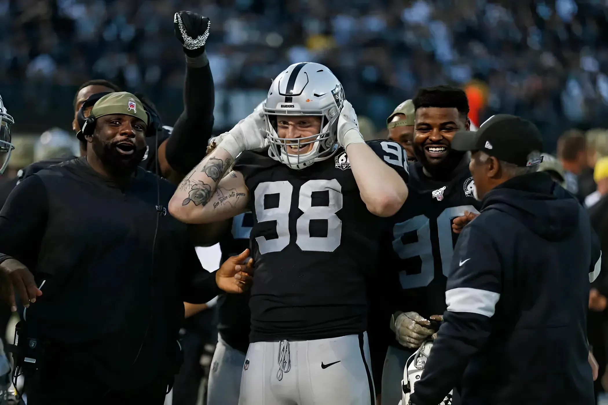 Los Angeles Rams rookie is in awe of Las Vegas Raiders defensive end Maxx Crosby before their matchup