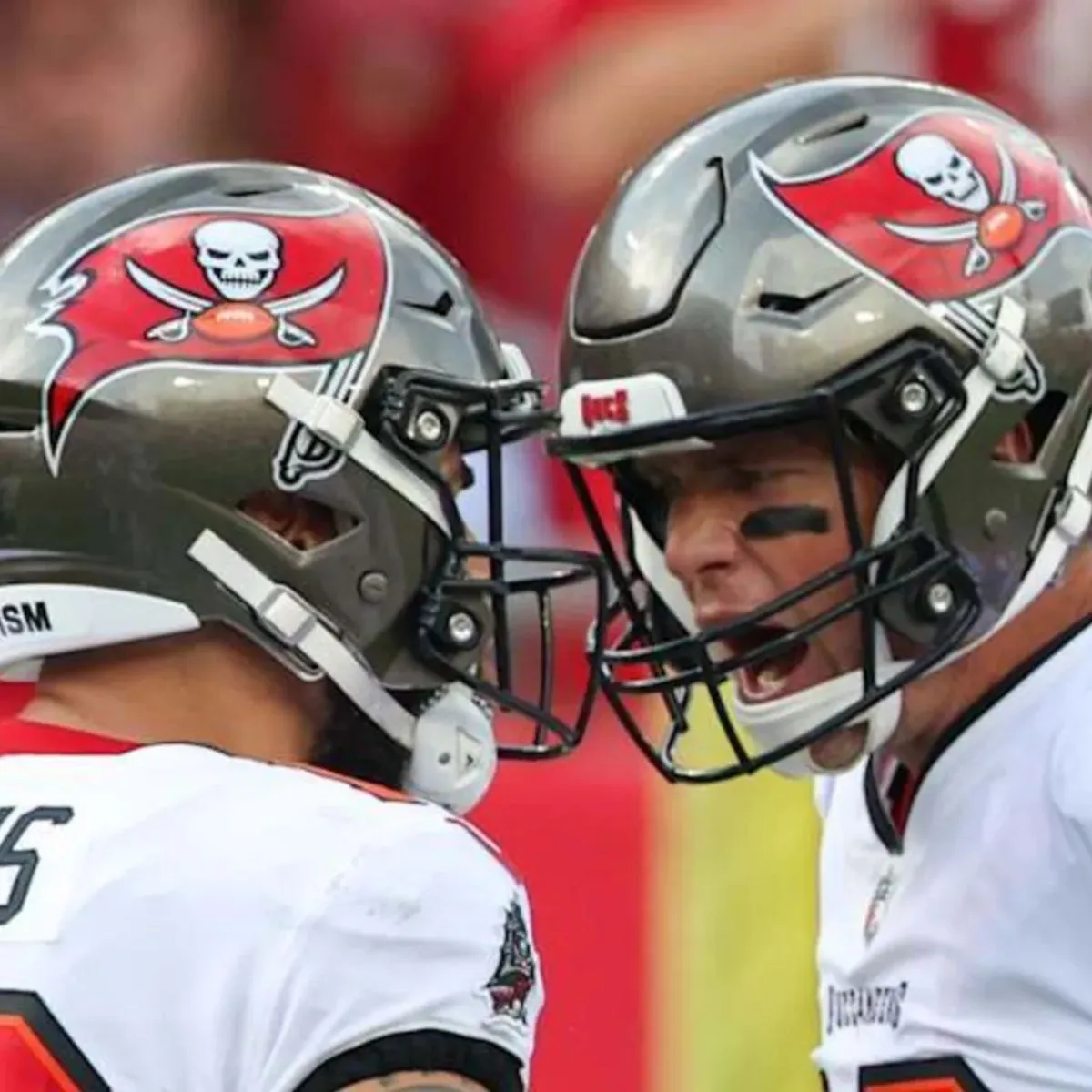 Bucs WR Mike Evans Shares Tom Brady Story on Rich Eisen Show