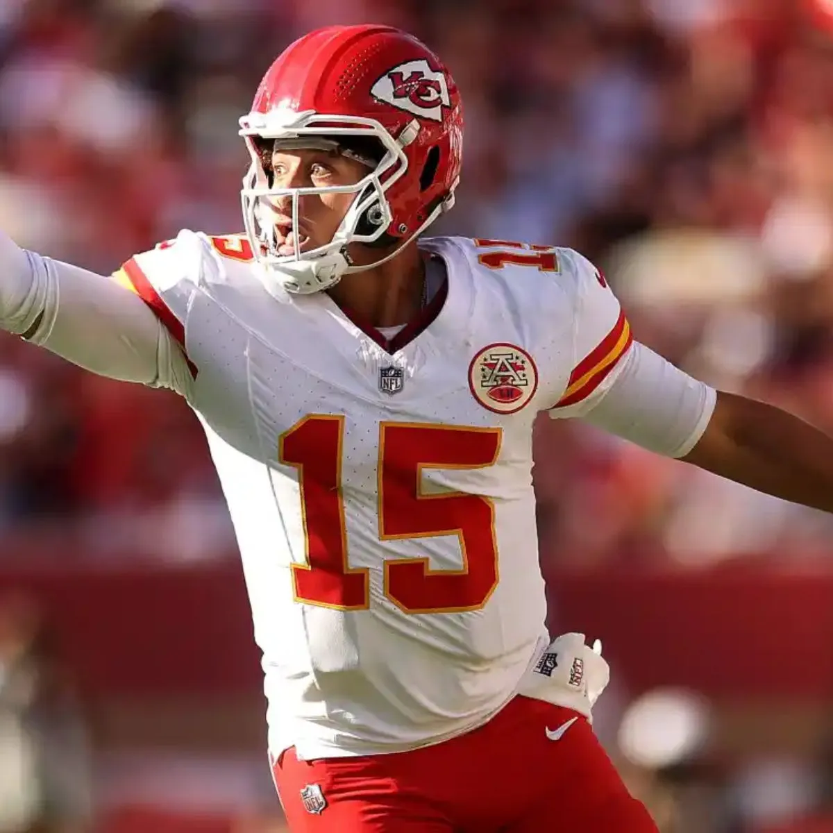 Chiefs QB Patrick Mahomes Under Scrutiny for ‘Ridiculous’ Sideline Scramble vs 49ers