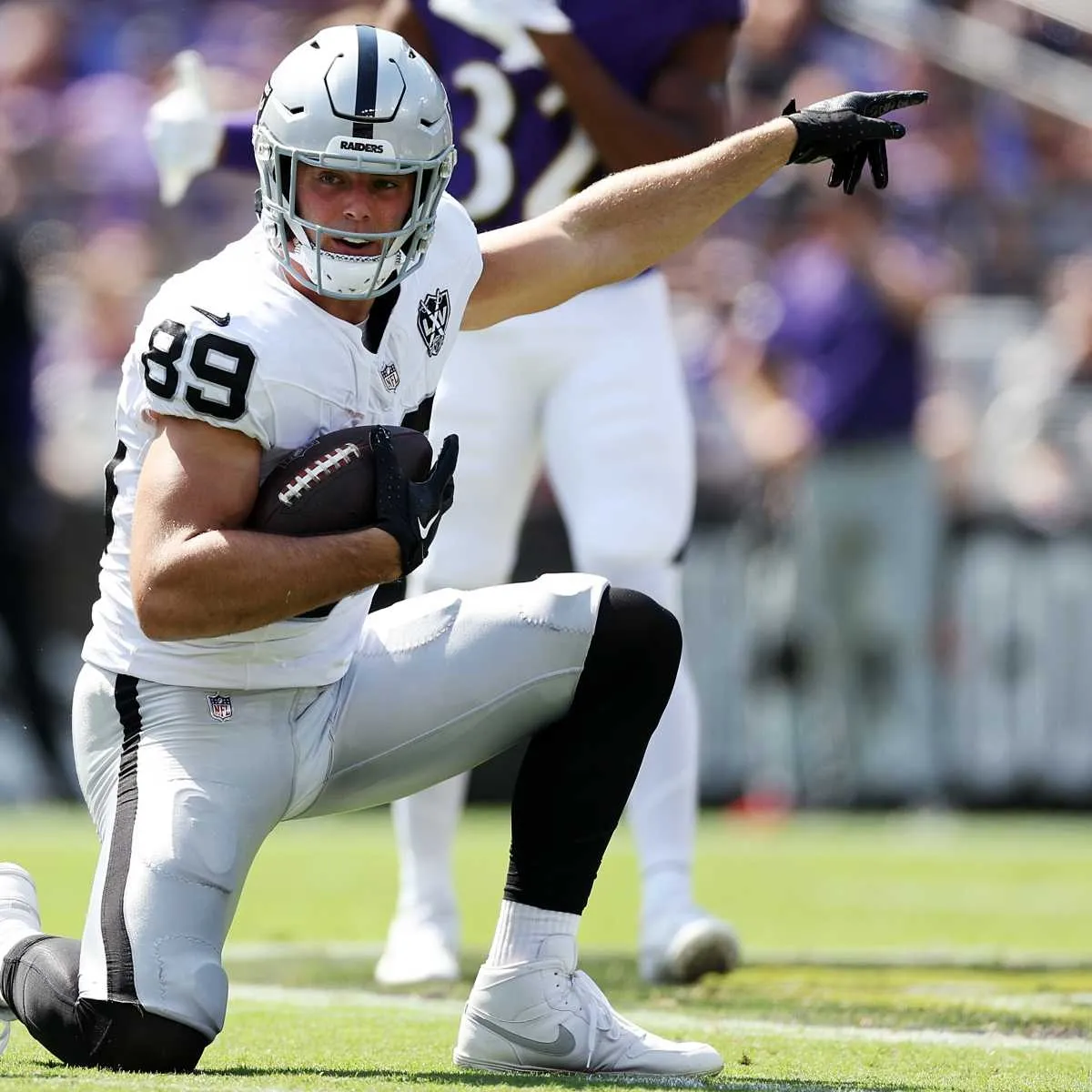 Raiders TE Brock Bowers Makes NFL History