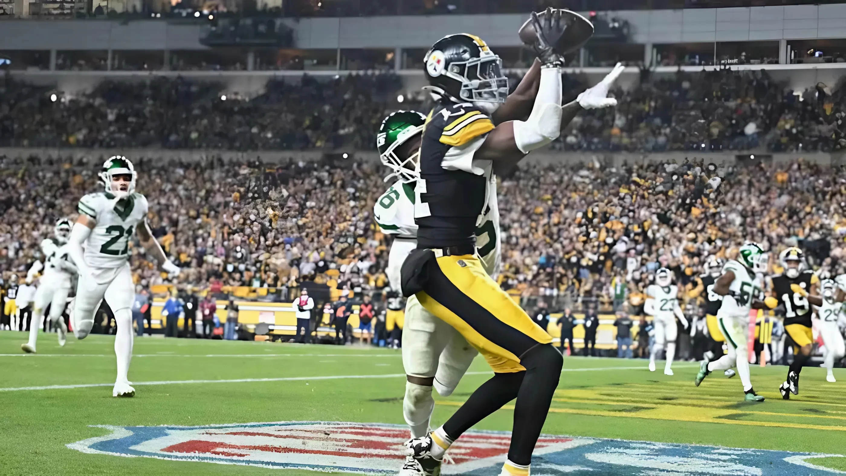 Steelers' George Pickens Makes Unreal Catch Against Jets