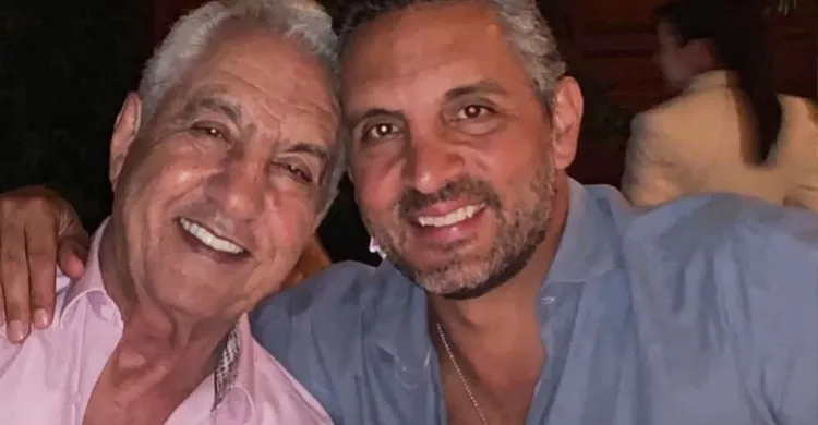 Mauricio Umansky Shares a Look at His Relationship with His Dad: "Priceless"