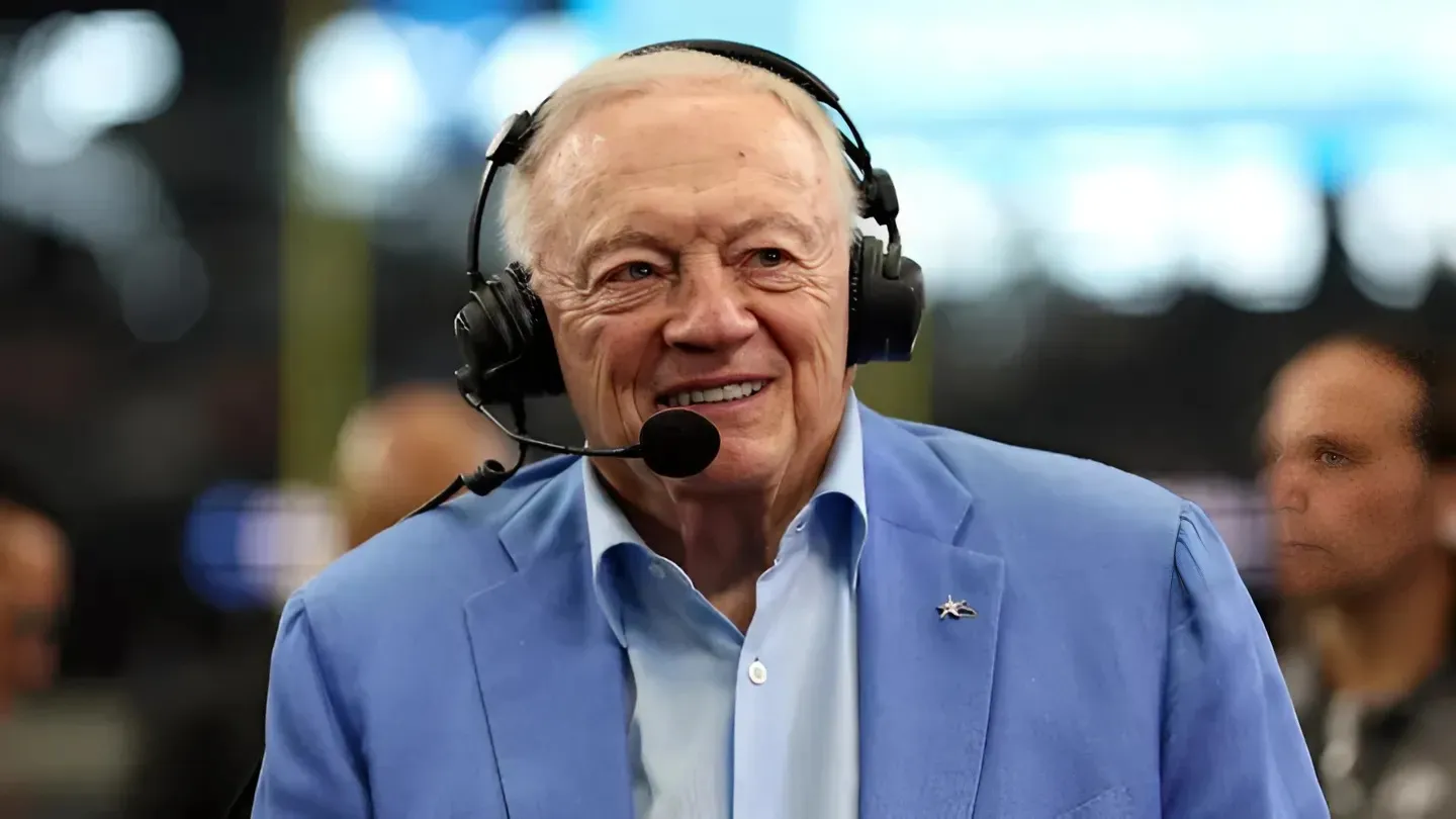 Jerry Jones Criticizes Cowboys' Offensive Scheme, Explains Decision on Derrick Henry