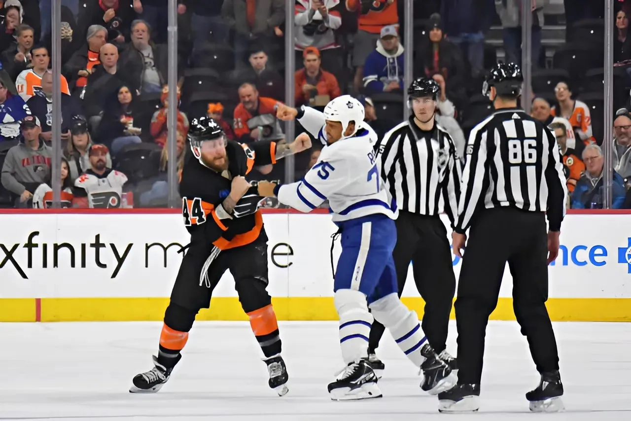 Flyers Enforcer & Capitals Tough Guy Have Epic Fight