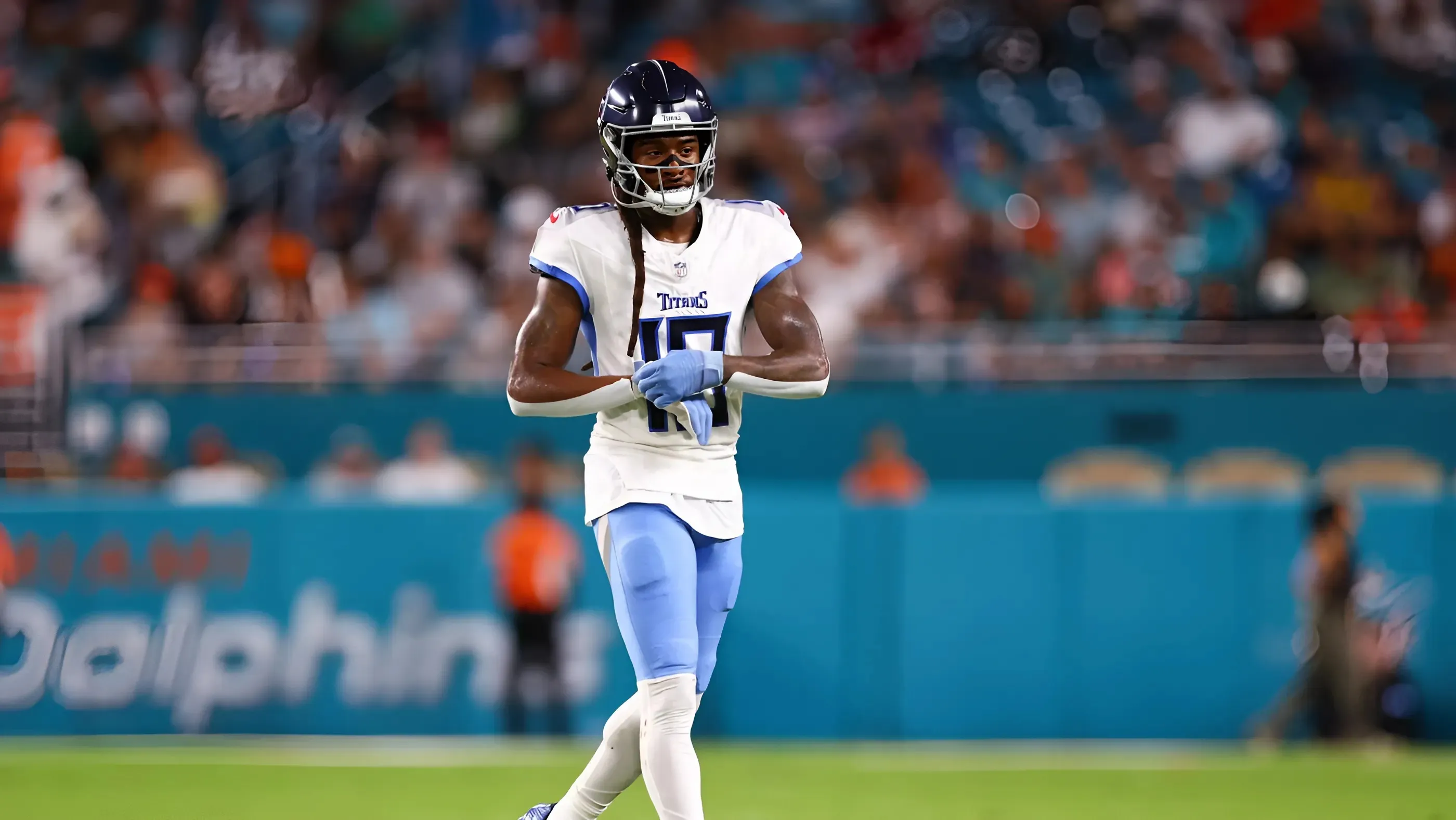 Denver Broncos' rival gets stronger with shocking WR trade early Wednesday