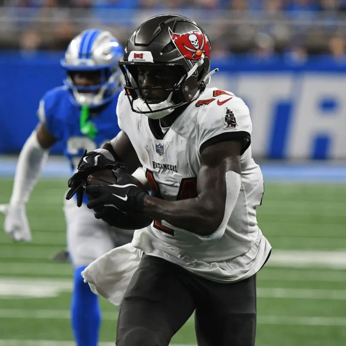 Godwin’s Injury Opens Up Opportunity For Another Buccaneers Wide Receiver