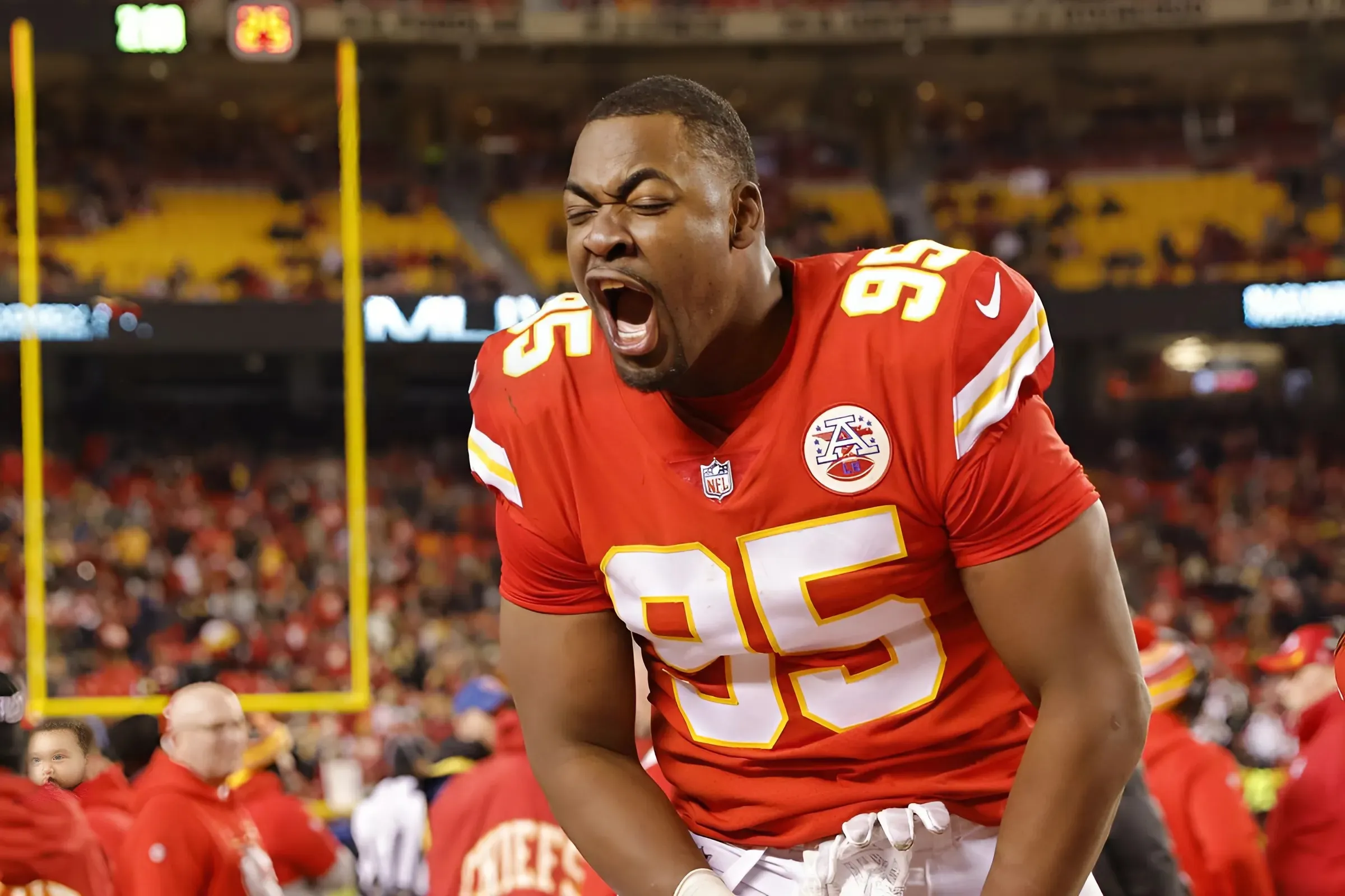 Chiefs DT Chris Jones Has 2-Word Message on Trade for WR DeAndre Hopkins