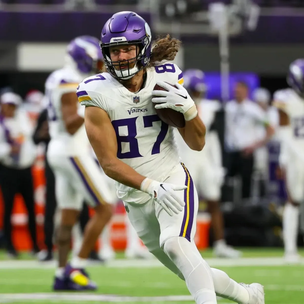 Vikings Downgrade TE T.J. Hockenson To Out, Elevate Two