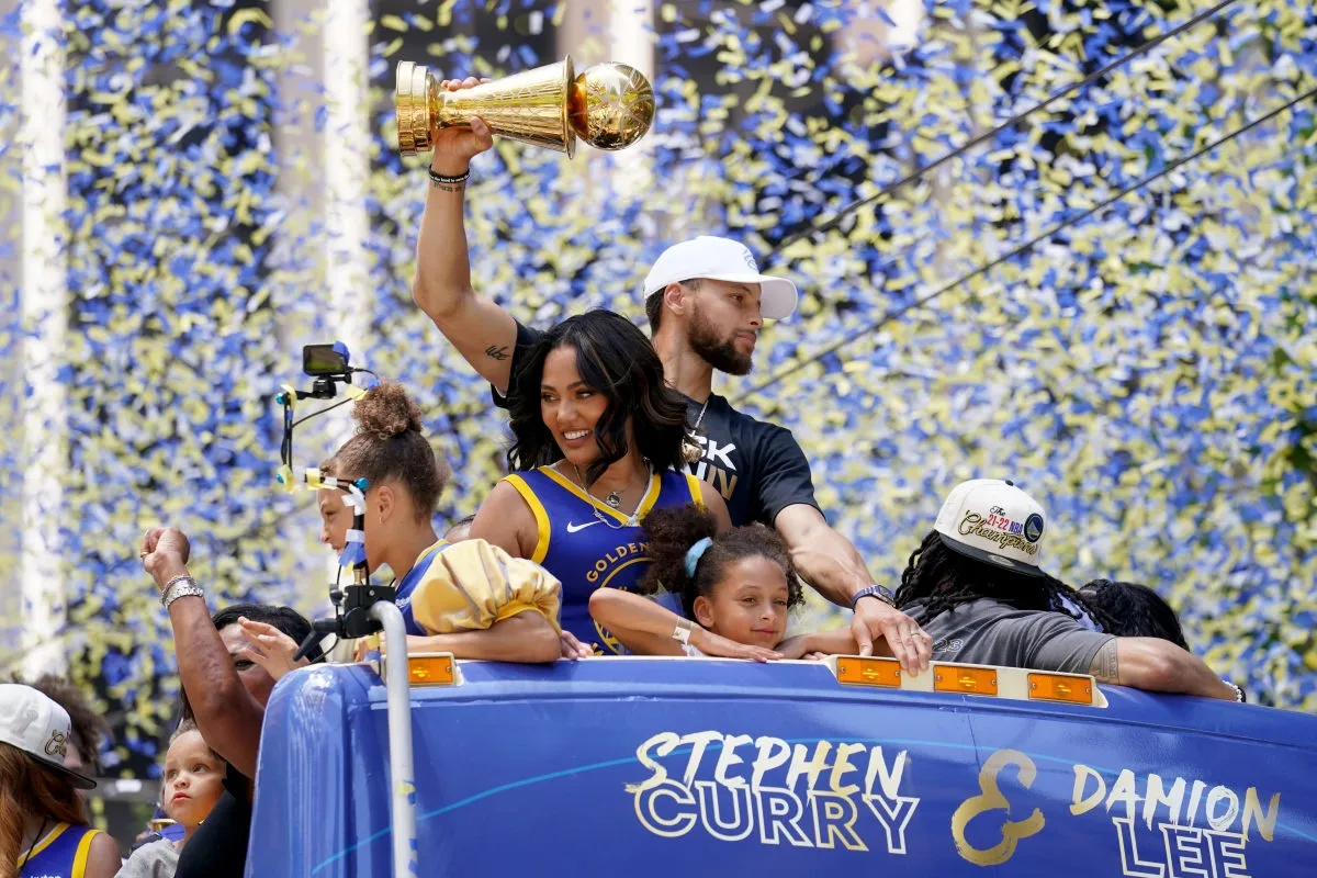 Steph Curry's Three-Word Reaction to Ayesha Curry's Personal News