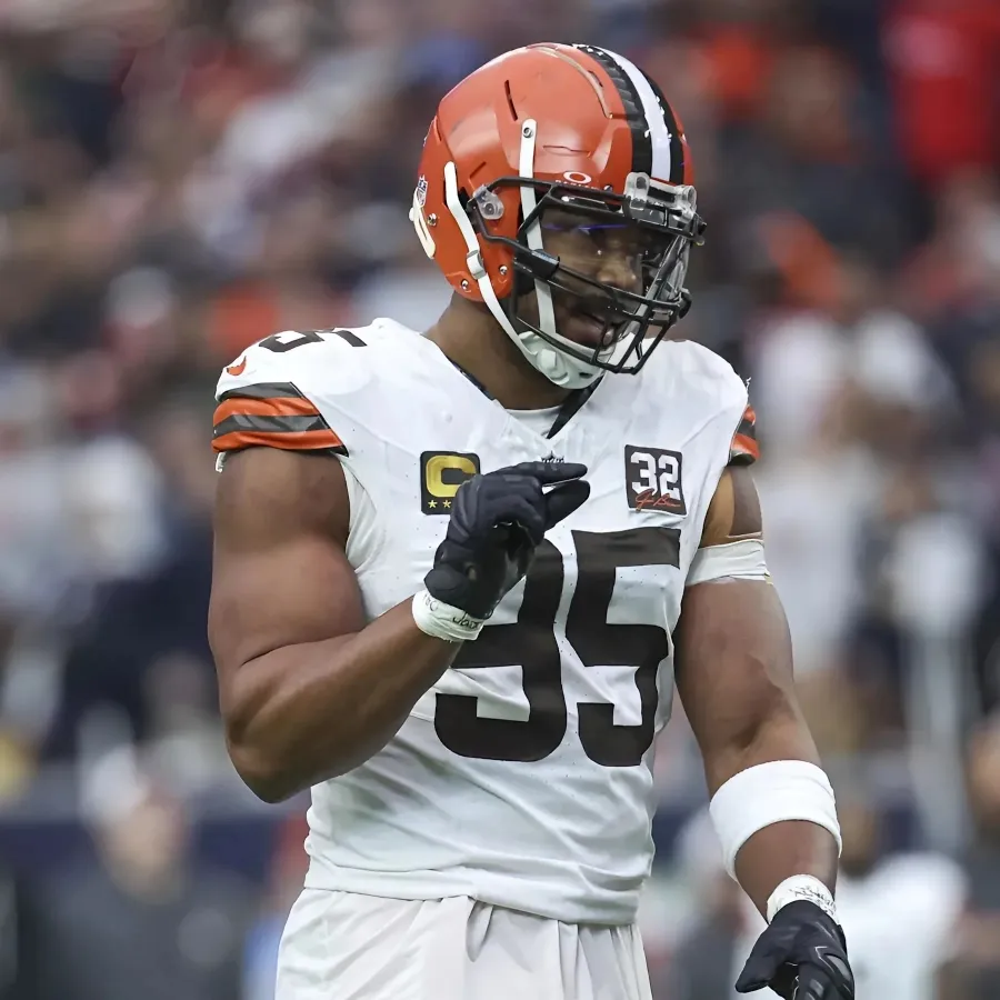 Browns DE Myles Garrett Gives 4-Word Response to Potential Trade