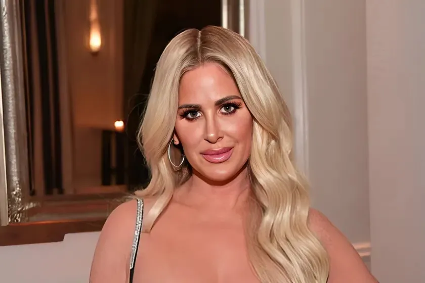 Kim Zolciak Shares a Rare Look at Her Natural Hair: "Real Hair Don't Care" (PHOTO)