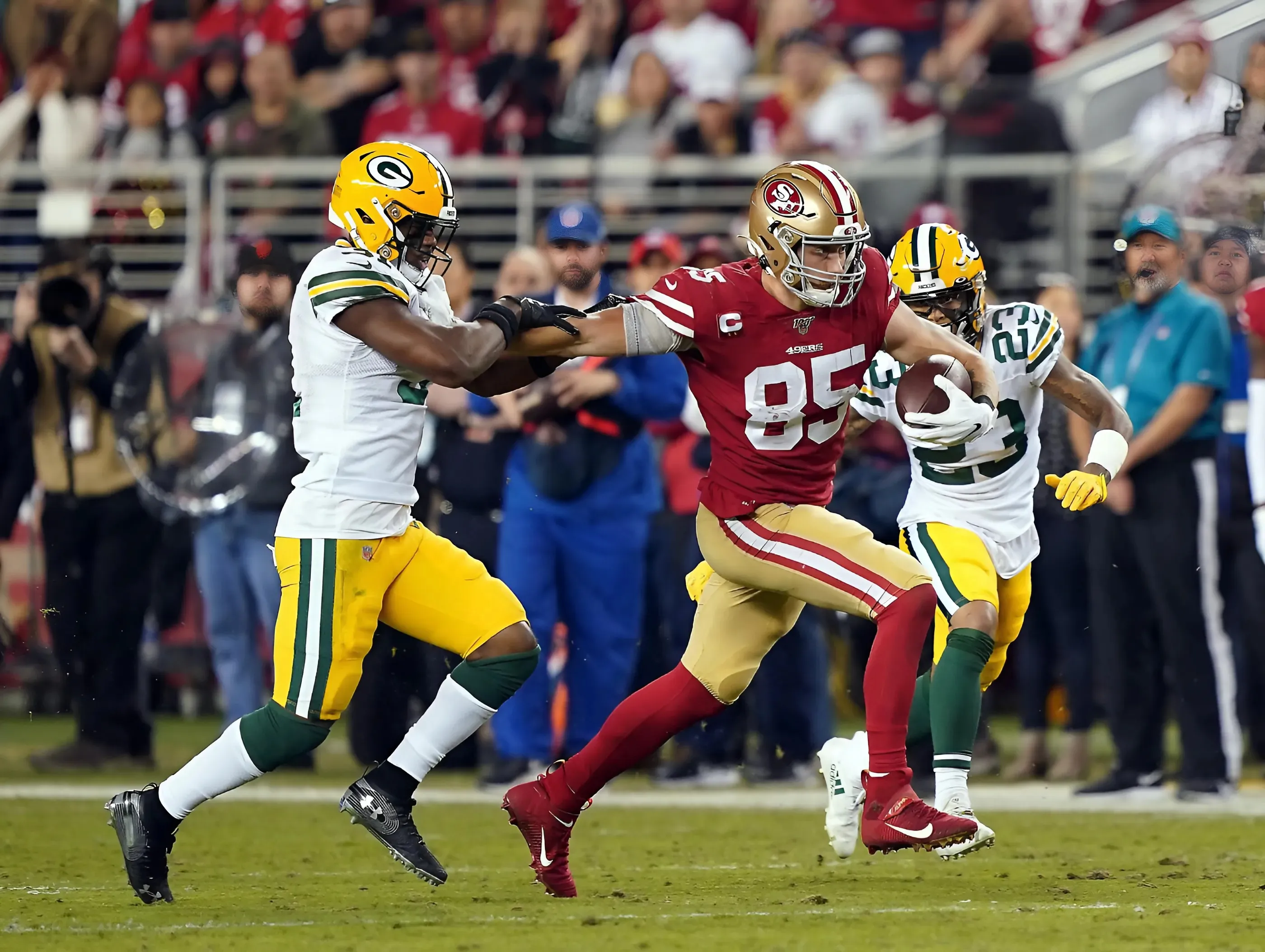 Former Packers Fan-Favorite (Not Anders Carlson) Elevated by San Francisco 49ers