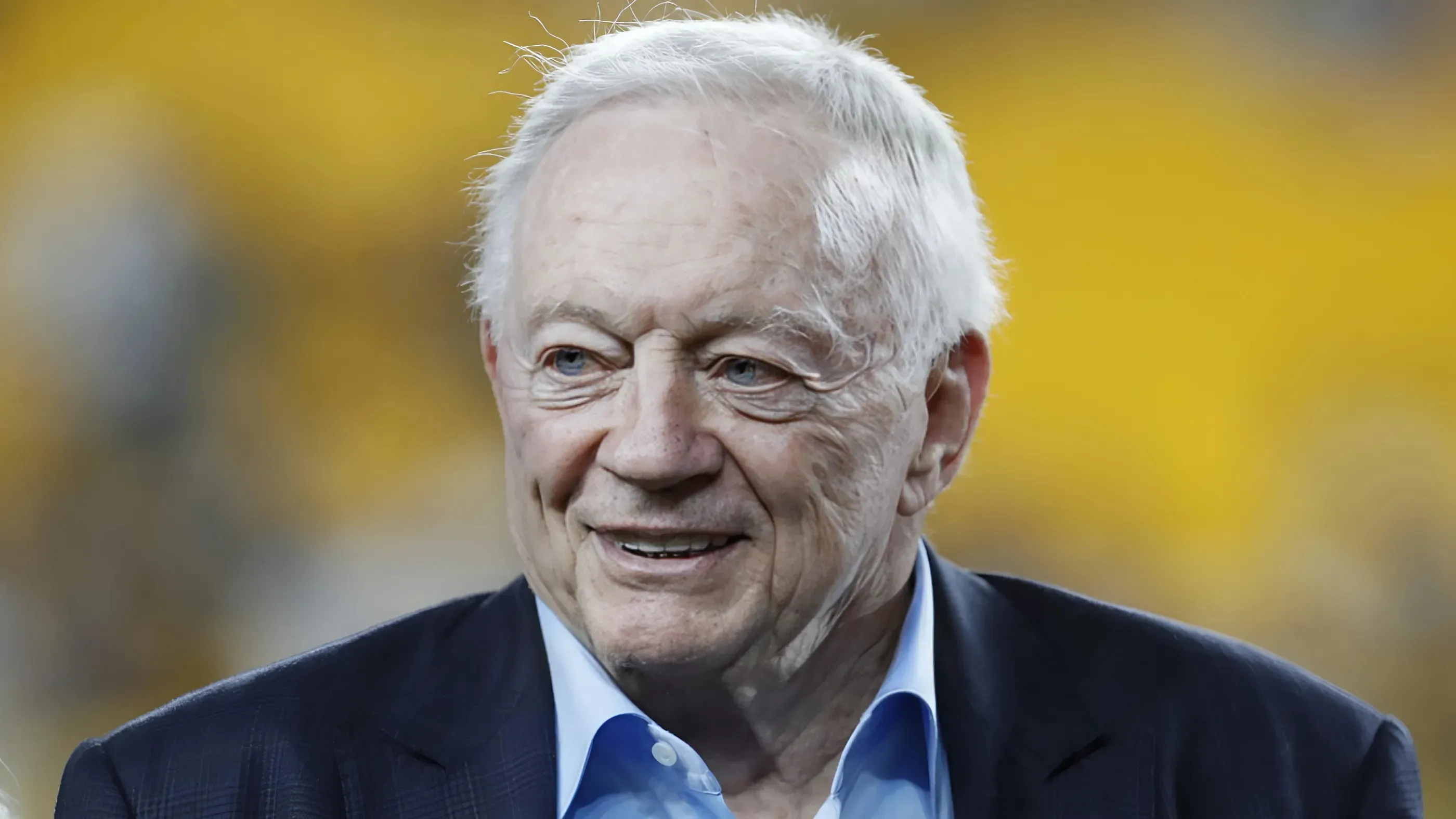 Jerry Jones just can't stop showing how out of touch he is with the Cowboys locker room