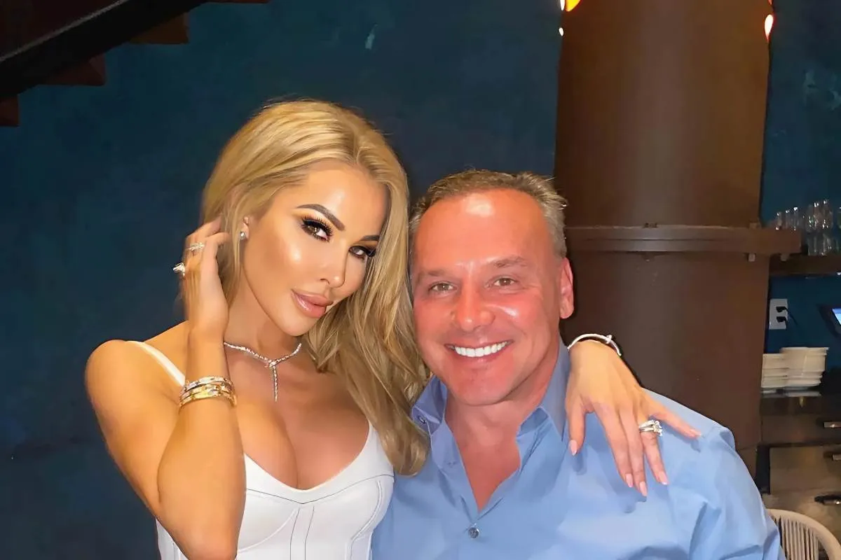 Lisa Hochstein's $32K-Per-Month Condo: Estranged Husband and Boyfriend Share Expenses tram