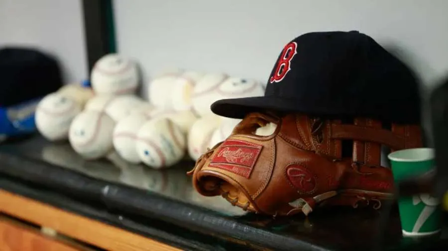 Red Sox Linked To Former Cy Young Winner Surprisingly Projected For $147 Million