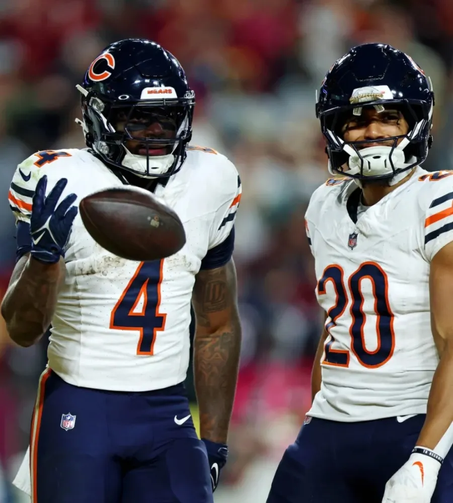 Bears make huge blunder at goal line in loss to Commanders