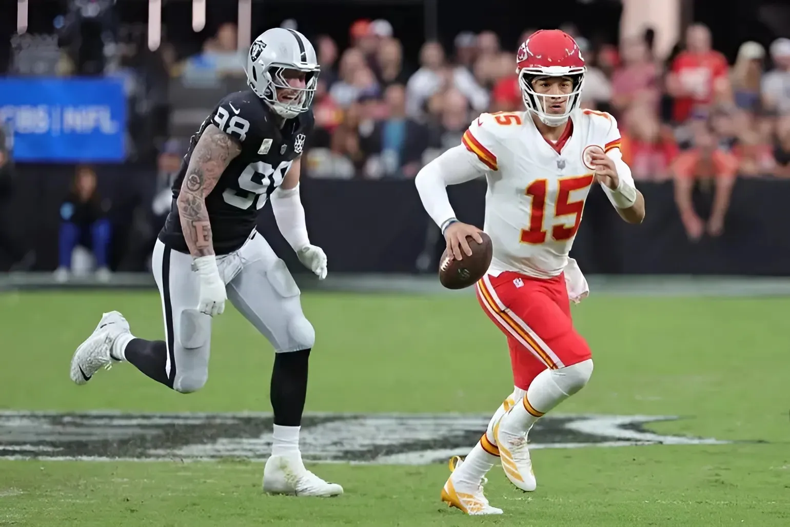 Chiefs’ defense clamps down, Mahomes makes history in win over Raiders: Key takeaways