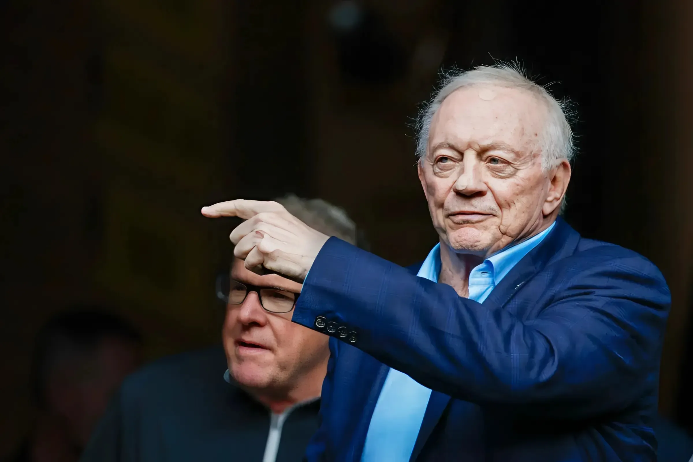 Cowboys’ Owner Jerry Jones Has Heartbreaking Family Incident Occur During 49ers Matchup