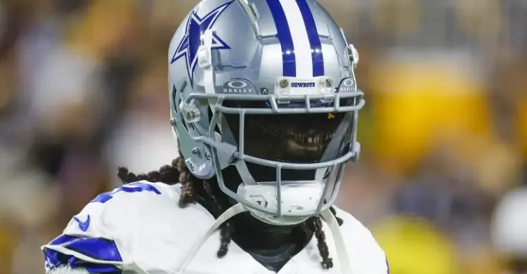 Cowboys Star’s Bizarre 4-Word Message to Reporter Goes Viral