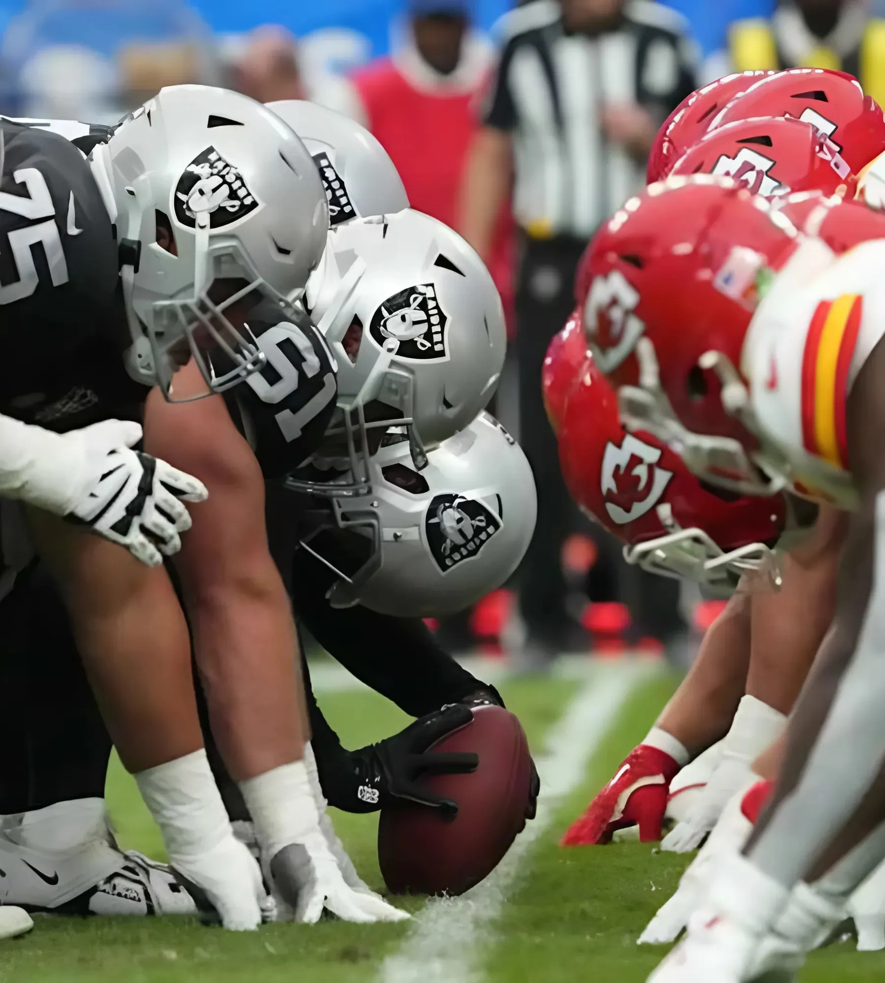 Loss to Chiefs Was a Microcosm of the 2-6 Raiders' Season