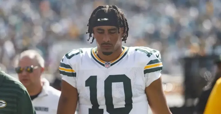 Packers: Jordan Love Injury Sparks Justin Fields Trade Talk