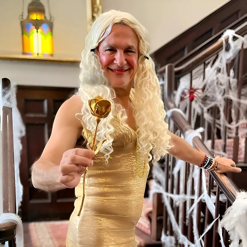 ‘The Golden Bachelorette’ Contestant Pascal Expertly Dresses Up as Joan Vassos for Halloween