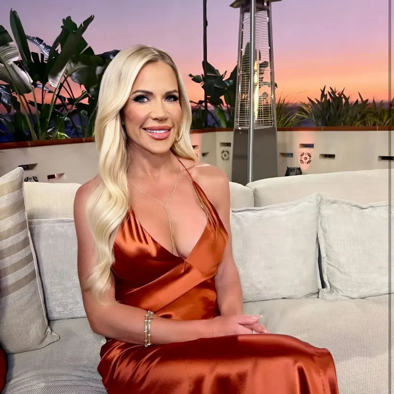 "RHOC's Jennifer Pedranti Unveils Stunning New Smile! Exclusive Before & After Photos, Fires Back at Tamra's Tummy Tuck Remarks, Calls Her 'Insecure' — Fans React!"-quang